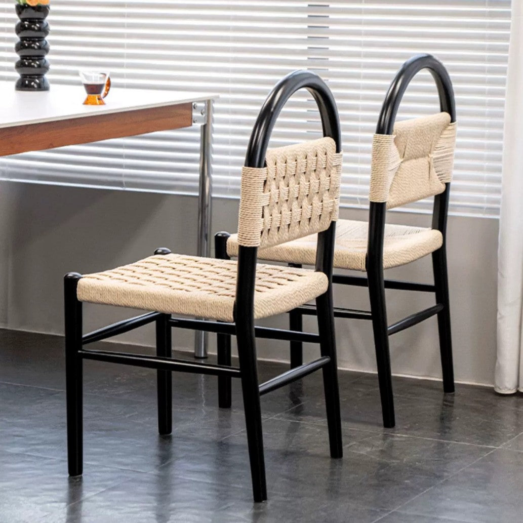Moderner ovaler Esszimmerstuhl im Mid-Century-Stil mit halbhohler Rückenlehne aus Kautschukholz und Kraftseil für das Esszimmer 