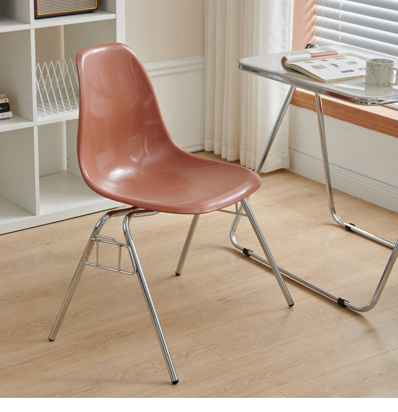 Modern Mid-Century Trapezoid Backrest Plastic Dining Chair With Iron Frame For Dining Room
