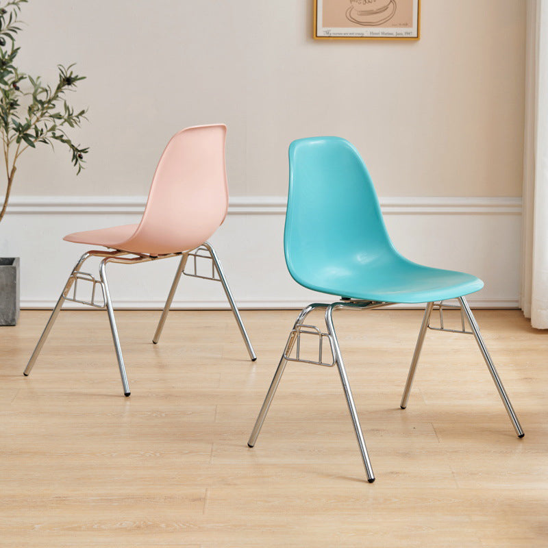 Modern Mid-Century Trapezoid Backrest Plastic Dining Chair With Iron Frame For Dining Room