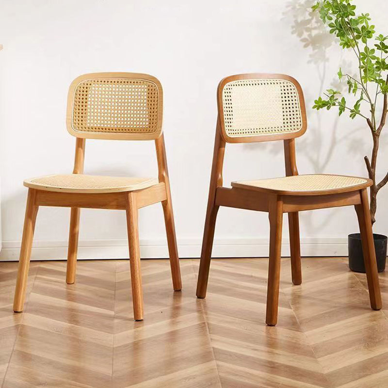 Silla de comedor rectangular minimalista moderna de caucho y ratán trenzado, sin reposabrazos, para comedor 