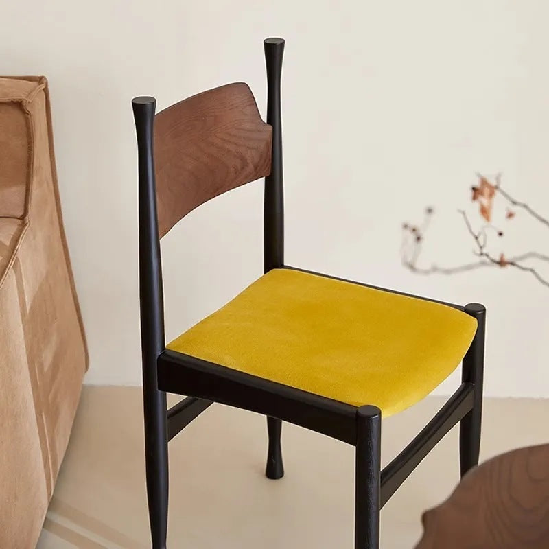 Chaise de salle à manger traditionnelle vintage carrée en bois de caoutchouc avec dossier en velours et éponge sans accoudoirs pour salon 
