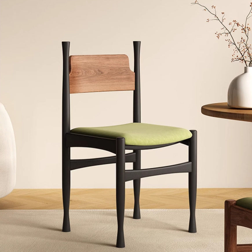 Chaise de salle à manger traditionnelle vintage carrée en bois de caoutchouc avec dossier en velours et éponge sans accoudoirs pour salon 