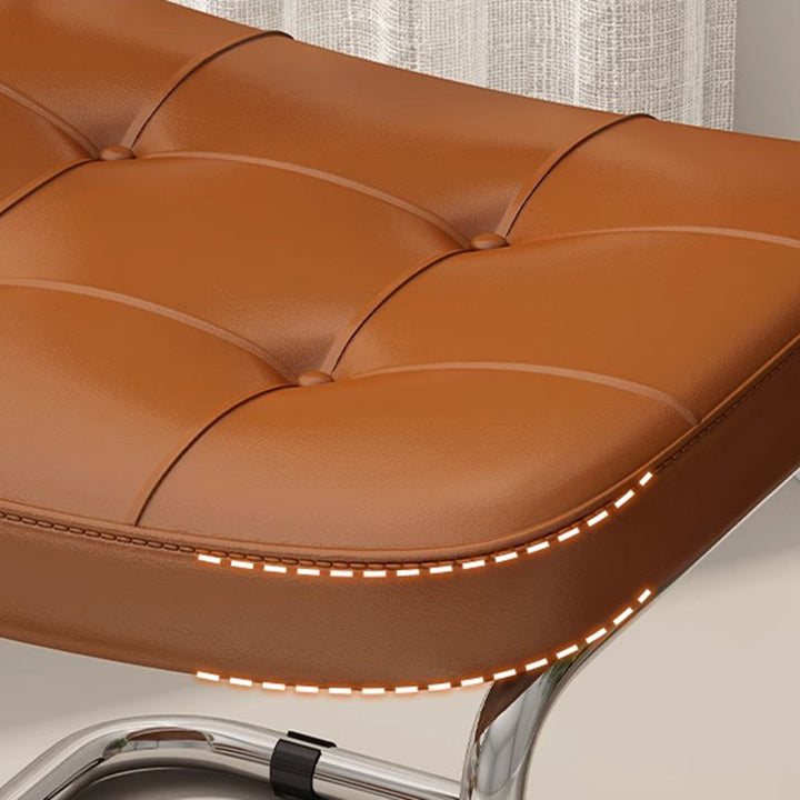Chaise de salle à manger traditionnelle vintage en arc en acier inoxydable avec dosseret en cuir, éponge, plastique et rotin tissé sans accoudoirs 