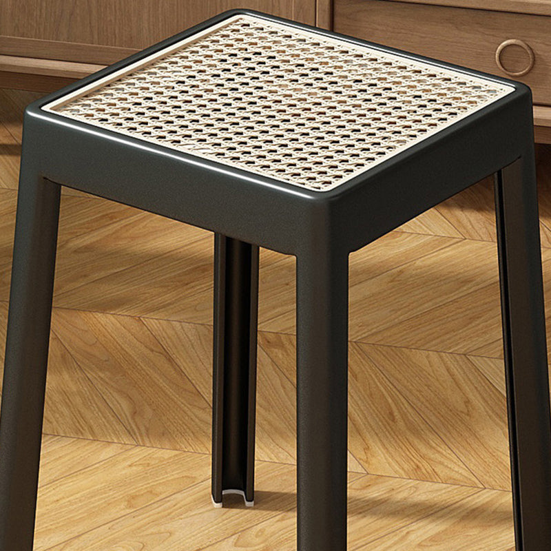 Moderno Minimalista Cuadrado Plástico PE Ratán Tejido Silla de Comedor Sin Respaldo Sin Brazos Para Comedor 