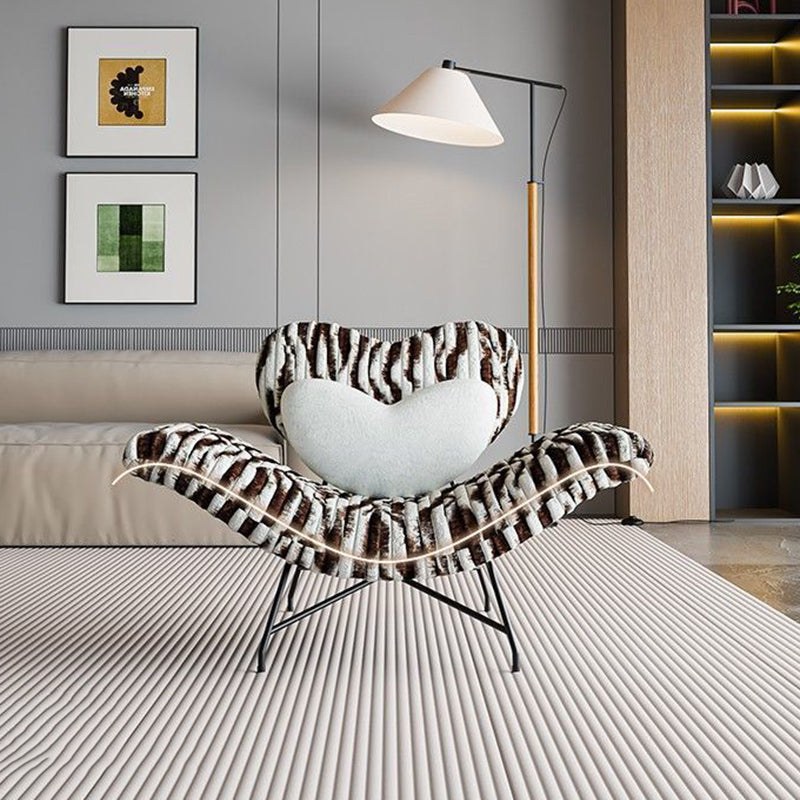 Moderner kreativer Akzentstuhl mit abnehmbarem herzförmigem Rückenlehnen-Design aus Eisen, Kunstangora, Schwamm und PP-Baumwolle, ohne Armlehnen, für das Wohnzimmer 