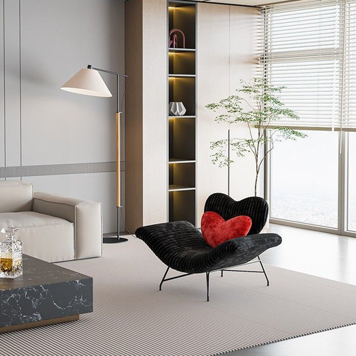 Moderner kreativer Akzentstuhl mit abnehmbarem herzförmigem Rückenlehnen-Design aus Eisen, Kunstangora, Schwamm und PP-Baumwolle, ohne Armlehnen, für das Wohnzimmer 