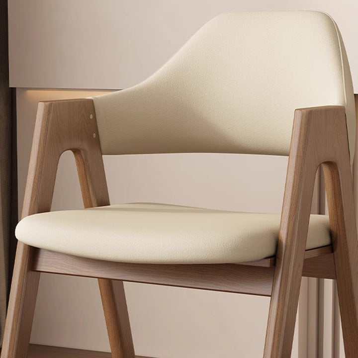 Chaise de salle à manger contemporaine scandinave en bois massif en forme de V avec dossier et accoudoirs en cuir microfibre et éponge 