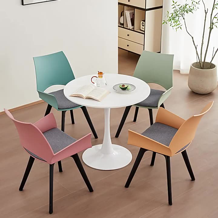 Zeitgenössischer industrieller trapezförmiger Kunststoff-Kohlenstoffstahl-Stoff-Schwamm-Drehbarer Ergonomischer Schreibtischstuhl Rückenlehne Armlehne für Home Office 