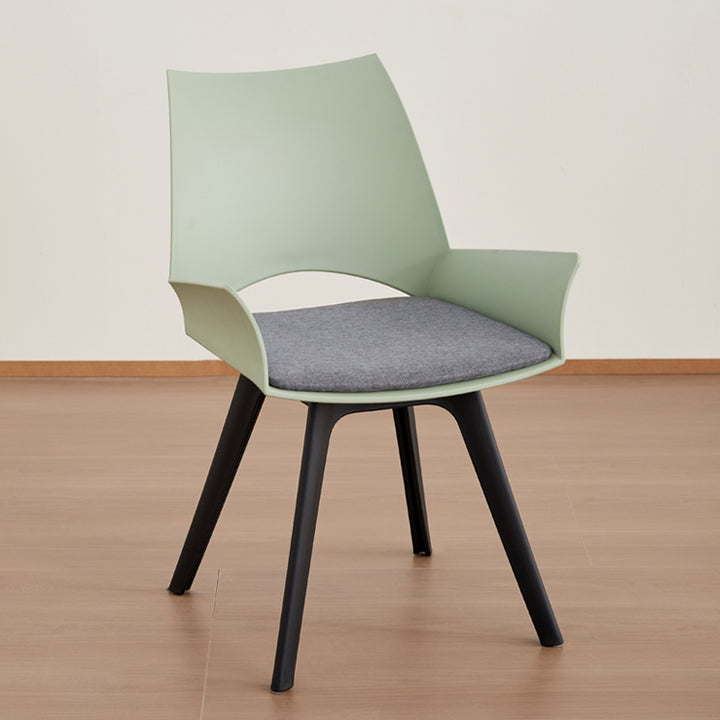 Zeitgenössischer industrieller trapezförmiger Kunststoff-Kohlenstoffstahl-Stoff-Schwamm-Drehbarer Ergonomischer Schreibtischstuhl Rückenlehne Armlehne für Home Office 