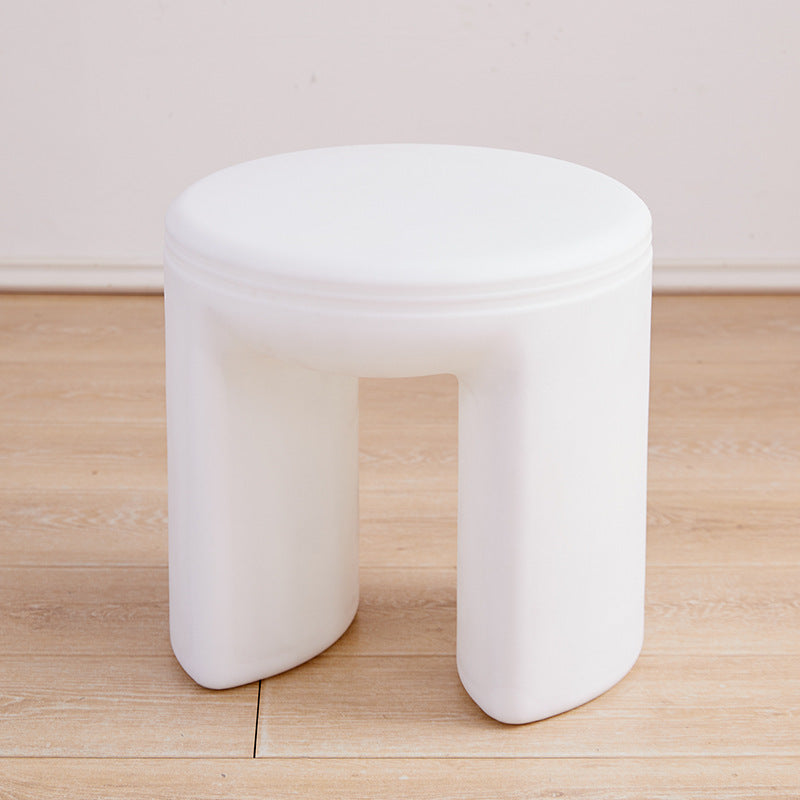 Taburete bajo redondo de PE moderno y minimalista sin brazos para sala de estar 