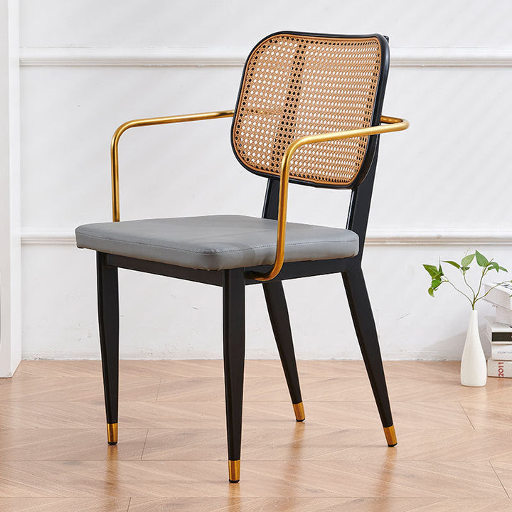 Chaise de salle à manger en cuir PU découpé moderne de luxe avec dossier en métal et rotin en bambou 