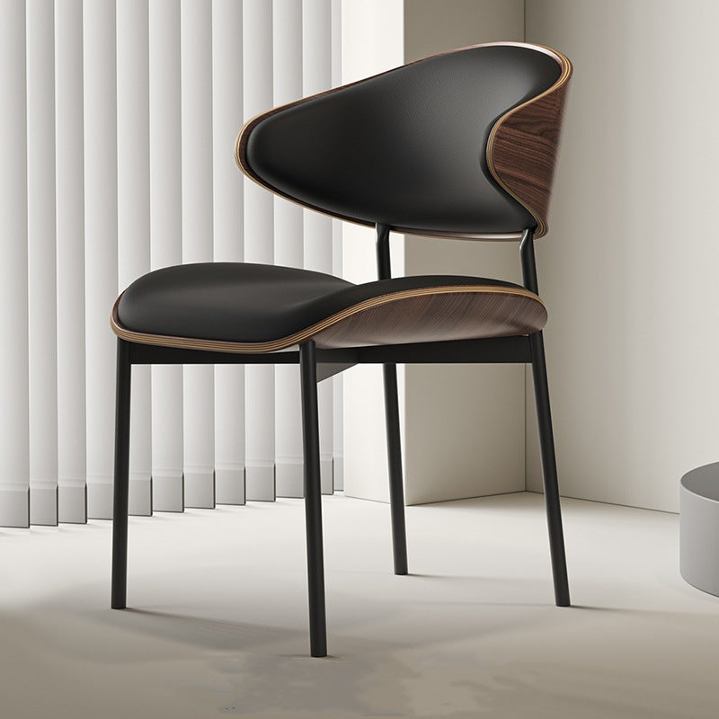 Moderner minimalistischer gebogener quadratischer Mikrofasersessel aus Leder, Massivholz und Stahl mit Rückenlehne für Esszimmer 