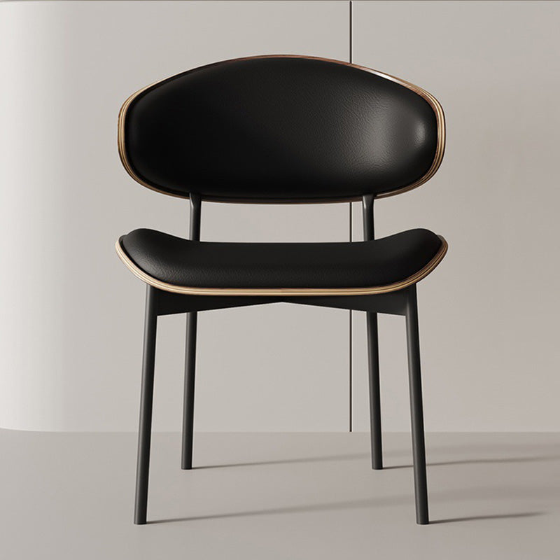 Moderner minimalistischer gebogener quadratischer Mikrofasersessel aus Leder, Massivholz und Stahl mit Rückenlehne für Esszimmer 