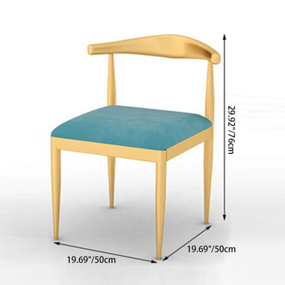 Respaldo de silla de comedor de metal de cuero curvado cuadrado calado escandinavo contemporáneo con brazo para comedor 
