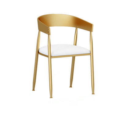 Respaldo de silla de comedor de metal de cuero curvado cuadrado calado escandinavo contemporáneo con brazo para comedor 