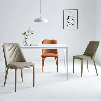 Moderner minimalistischer rechteckiger Stuhl mit abgenutztem Leder und Kohlenstoffstahl-Rückenlehne für das Esszimmer 