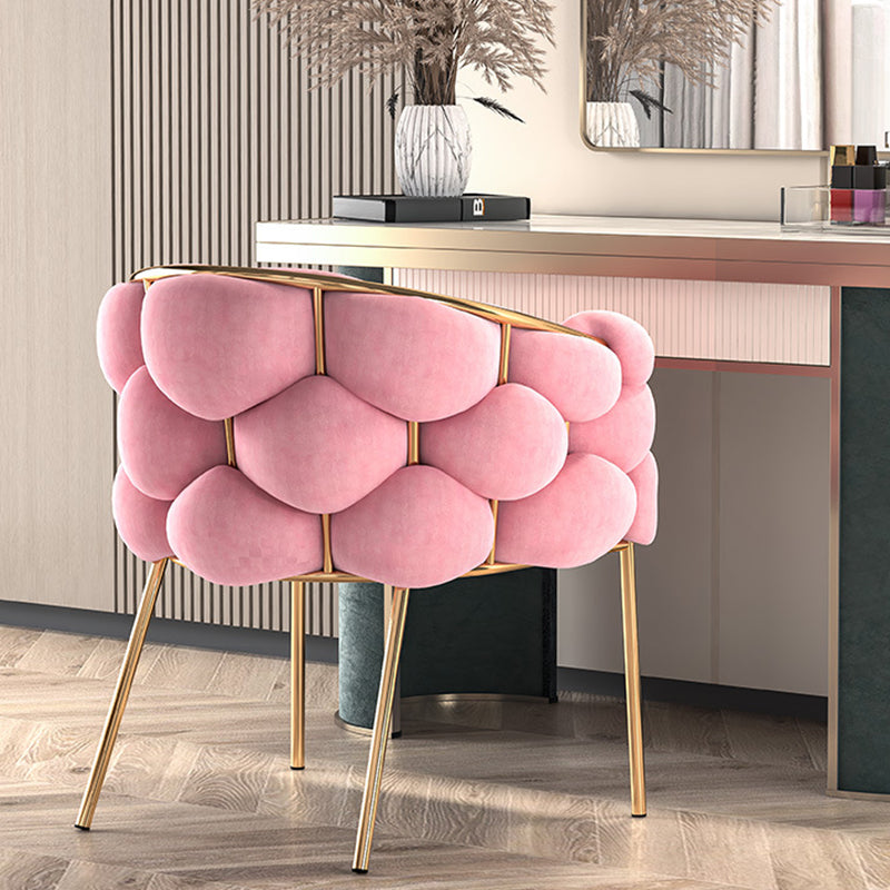 Tabouret de coiffeuse en tissu et métal à bulles créatives contemporaines, demi-rond, demi-enveloppant, avec dossier et accoudoirs pour chambre à coucher 