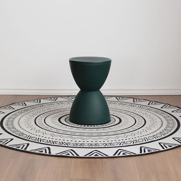 Contemporary Scandinavian Round Cone Hourglass Plastic Chair Backless For Living Room
