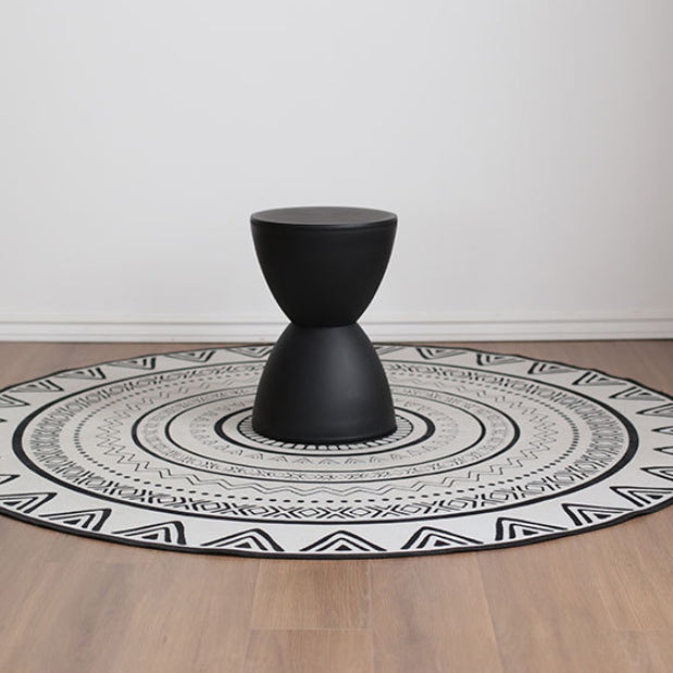 Contemporary Scandinavian Round Cone Hourglass Plastic Chair Backless For Living Room