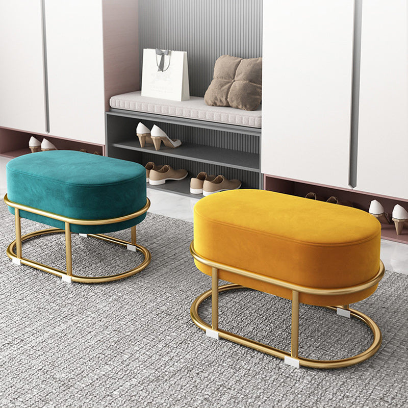 Tabouret de pied elliptique rectangulaire rond en éponge de fer avec tissu en velours scandinave contemporain sans dossier pour entrée 