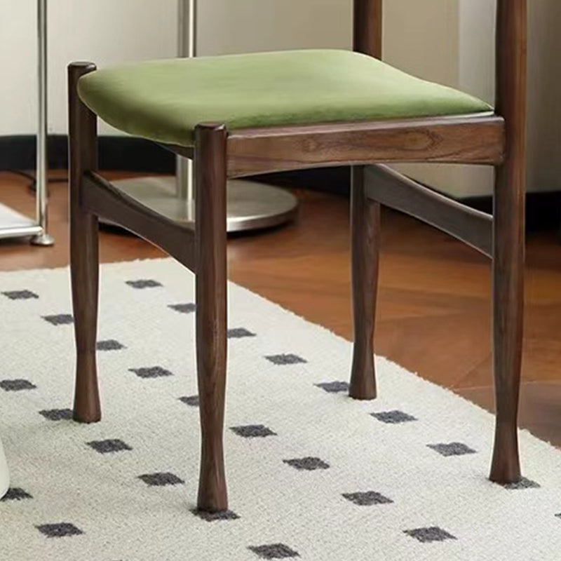 Respaldo de silla de comedor de cuerno de vaca cuadrado de esponja de terciopelo de madera de caucho francesa tradicional para comedor 