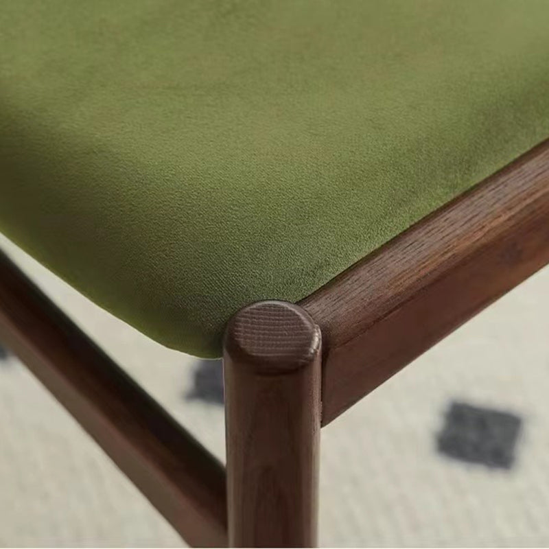 Respaldo de silla de comedor de cuerno de vaca cuadrado de esponja de terciopelo de madera de caucho francesa tradicional para comedor 