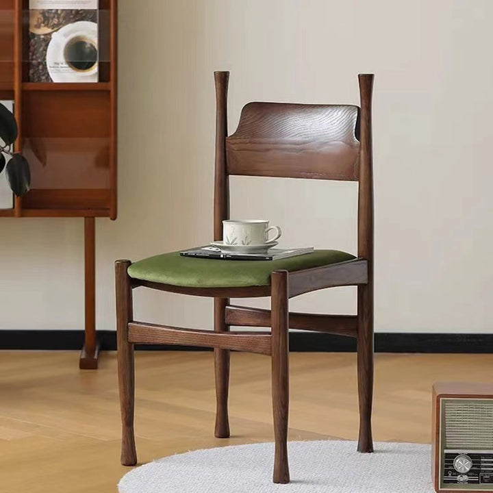 Respaldo de silla de comedor de cuerno de vaca cuadrado de esponja de terciopelo de madera de caucho francesa tradicional para comedor 