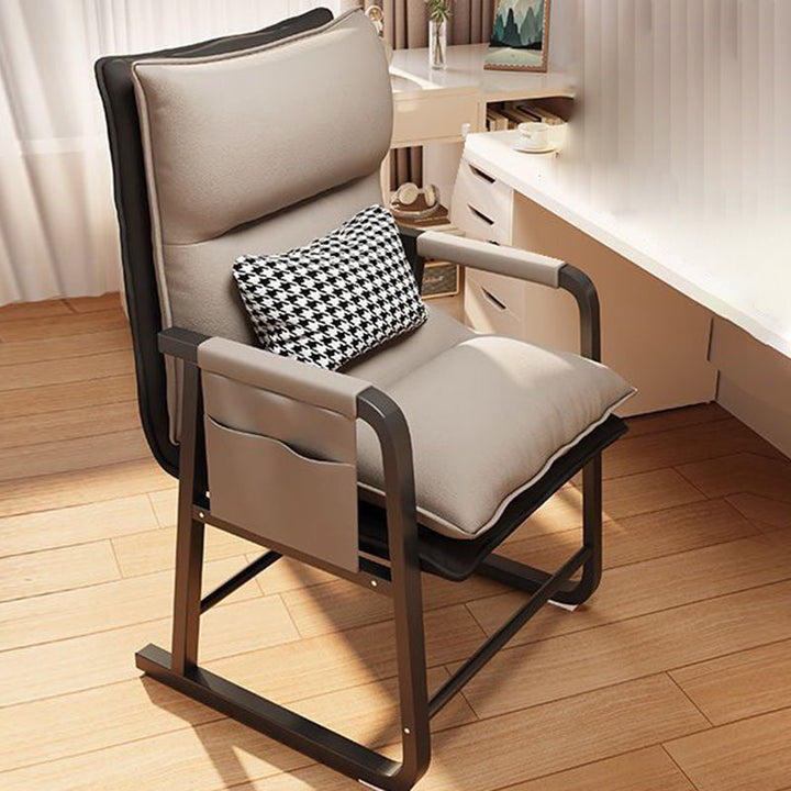 Moderner minimalistischer Stoff Kohlenstoffstahl Baumwolle quadratischer Schreibtischstuhl Fußstütze Rückenlehne verstellbar für Home Office 
