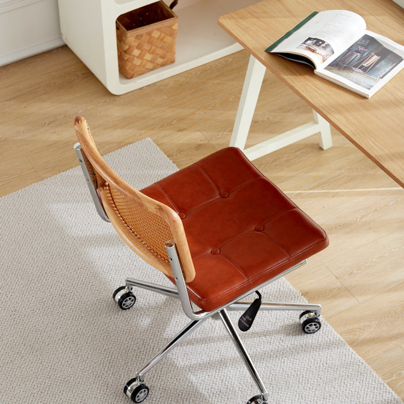 Zeitgenössischer Retro-Webstuhl Rattan PU Stahllegierung Hebbarer quadratischer Schreibtischstuhl Rückenlehne für Home Office 
