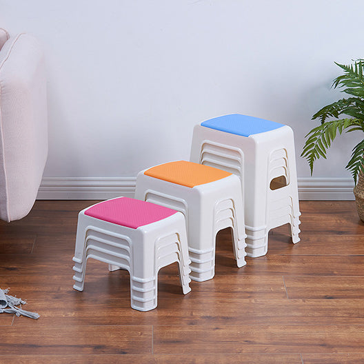 Taburete bajo rectangular minimalista moderno de plástico PE para sala de estar 