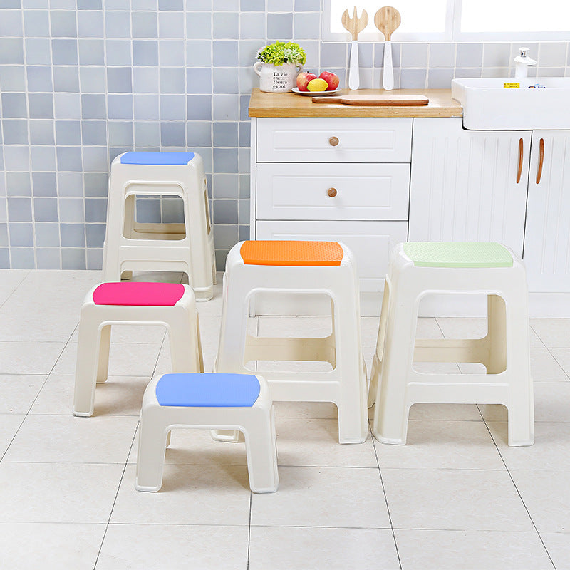 Taburete bajo rectangular minimalista moderno de plástico PE para sala de estar 