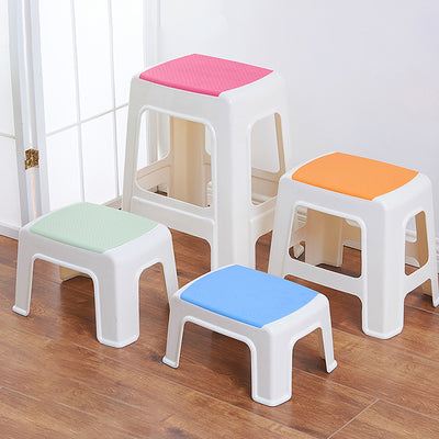 Taburete bajo rectangular minimalista moderno de plástico PE para sala de estar 