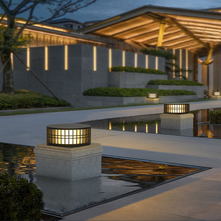 Modern Minimalist Stainless Steel Acrylic Cylindrical LED Outdoor Light For Garden