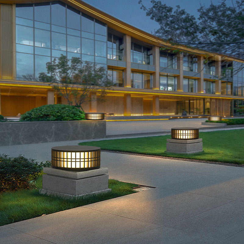 Modern Minimalist Stainless Steel Acrylic Cylindrical LED Outdoor Light For Garden