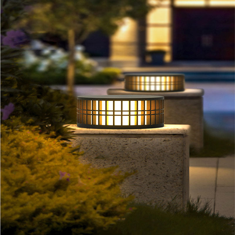 Modern Minimalist Stainless Steel Acrylic Cylindrical LED Outdoor Light For Garden