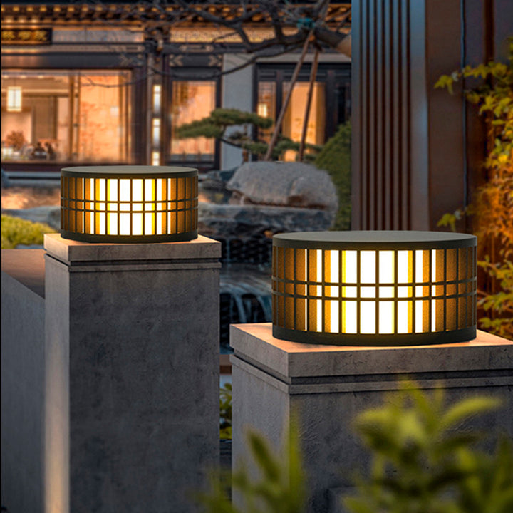 Modern Minimalist Stainless Steel Acrylic Cylindrical LED Outdoor Light For Garden