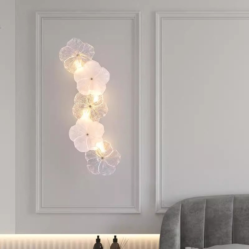 Modern Luxury Iron Glass Petal-Shaped 2/4-Light Wall Sconce Lamp For Living Room