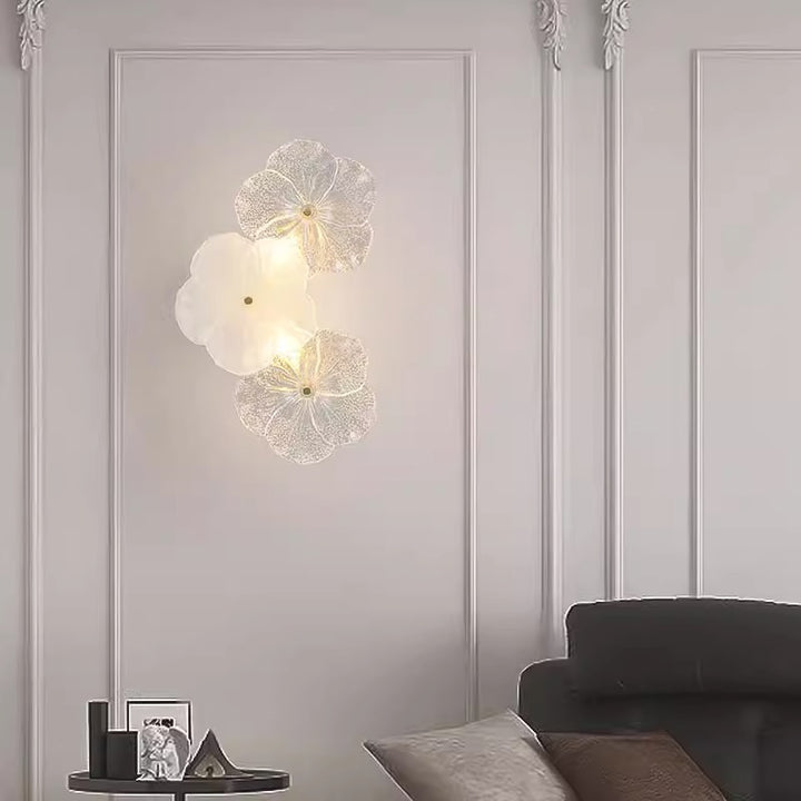 Modern Luxury Iron Glass Petal-Shaped 2/4-Light Wall Sconce Lamp For Living Room