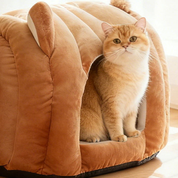 Contemporary Creative Velvet PP Cotton Decorative Plush Bear-Shaped Cozy Enclosed Cat Bed For Living Room