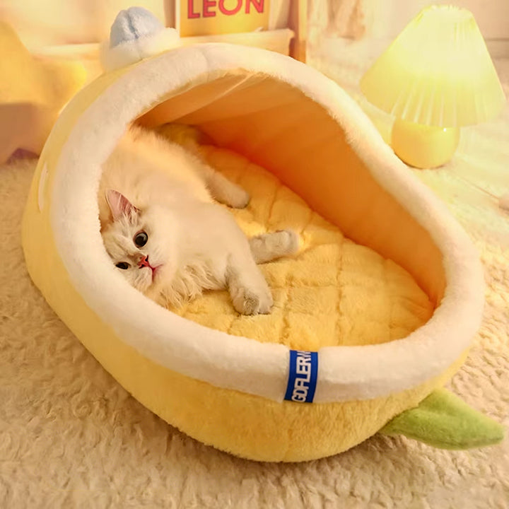 Contemporary Creative Faux Rabbit Fur PP Cotton Spray-Bonded Cotton Mango-Shaped Plush Cat Bed For Living Room