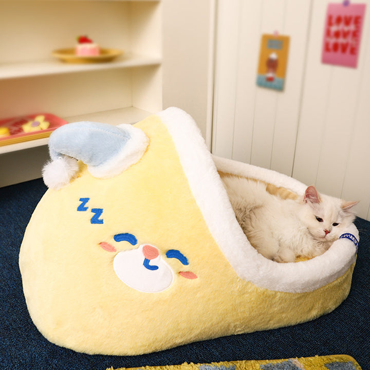 Contemporary Creative Faux Rabbit Fur PP Cotton Spray-Bonded Cotton Mango-Shaped Plush Cat Bed For Living Room