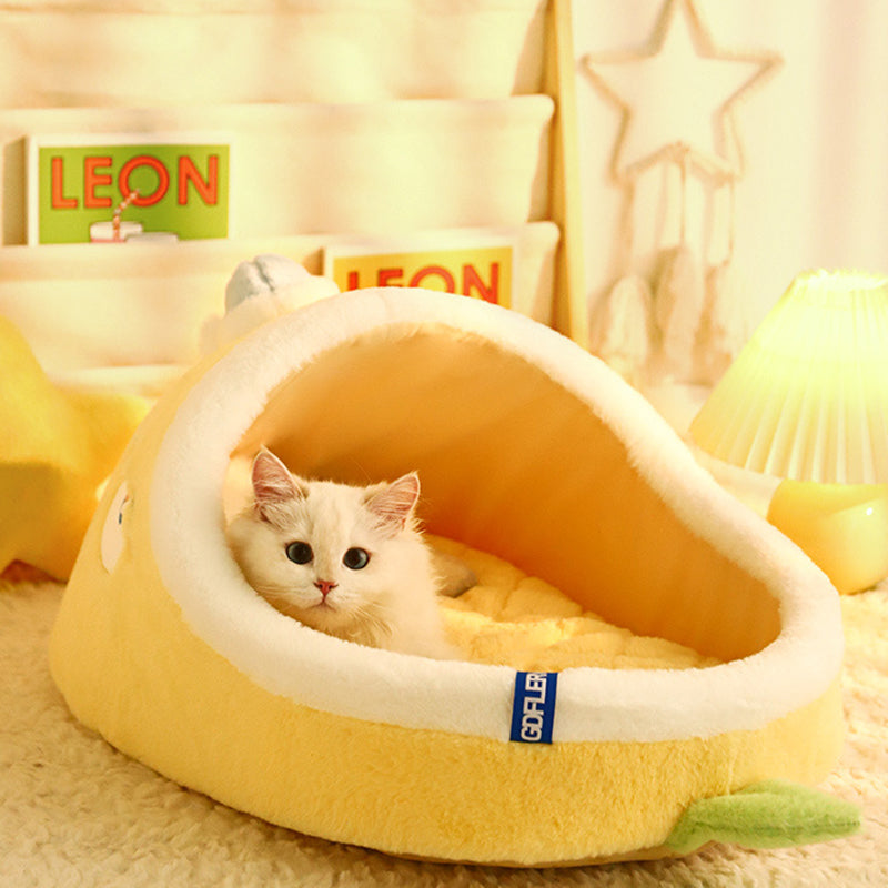 Contemporary Creative Faux Rabbit Fur PP Cotton Spray-Bonded Cotton Mango-Shaped Plush Cat Bed For Living Room
