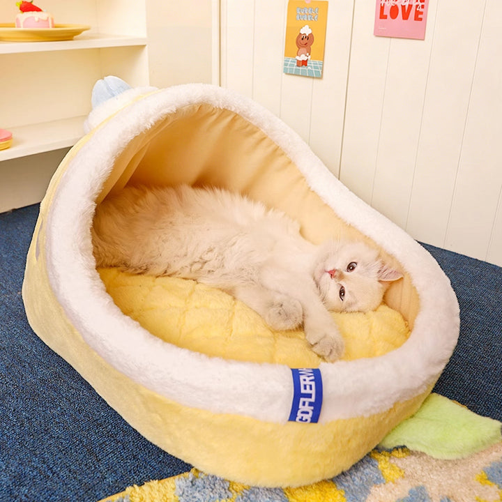 Contemporary Creative Faux Rabbit Fur PP Cotton Spray-Bonded Cotton Mango-Shaped Plush Cat Bed For Living Room
