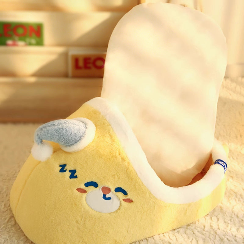 Contemporary Creative Faux Rabbit Fur PP Cotton Spray-Bonded Cotton Mango-Shaped Plush Cat Bed For Living Room