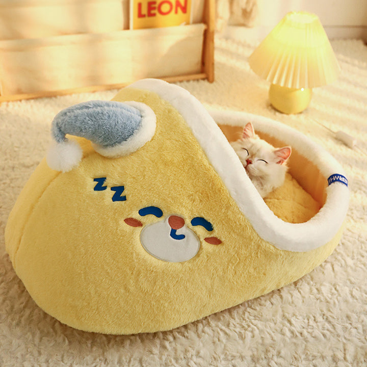 Contemporary Creative Faux Rabbit Fur PP Cotton Spray-Bonded Cotton Mango-Shaped Plush Cat Bed For Living Room