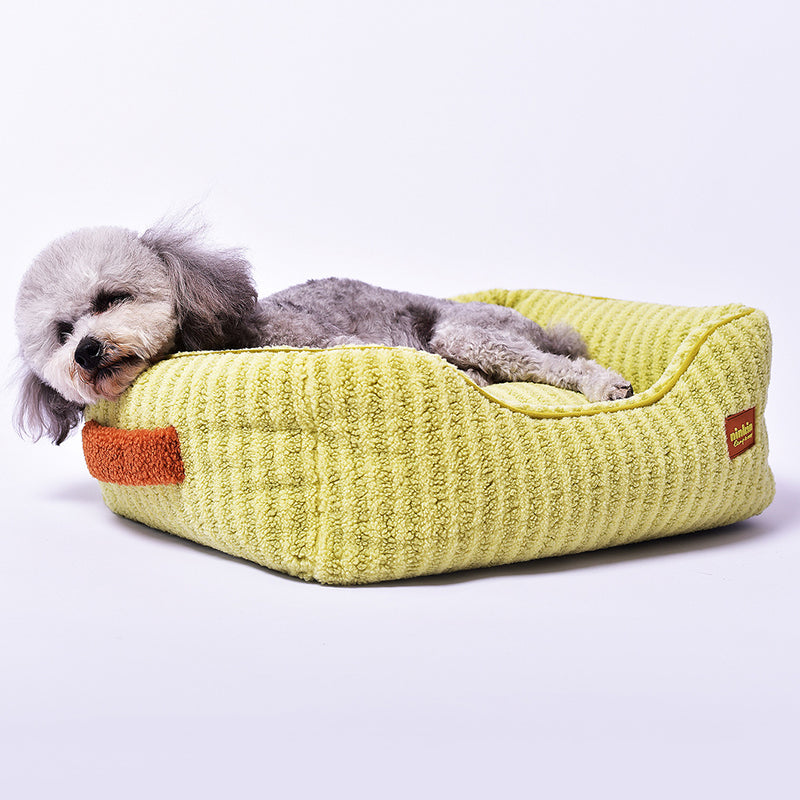 Modern Minimalist Polyester Fiber Anti-Slip Silicone Dots Plush Rectangular Cat Bed For Living Room