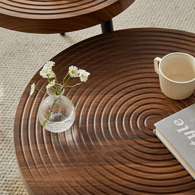 Mesa de café redonda de hierro y PVC con anillos anuales creativos contemporáneos para sala de estar 