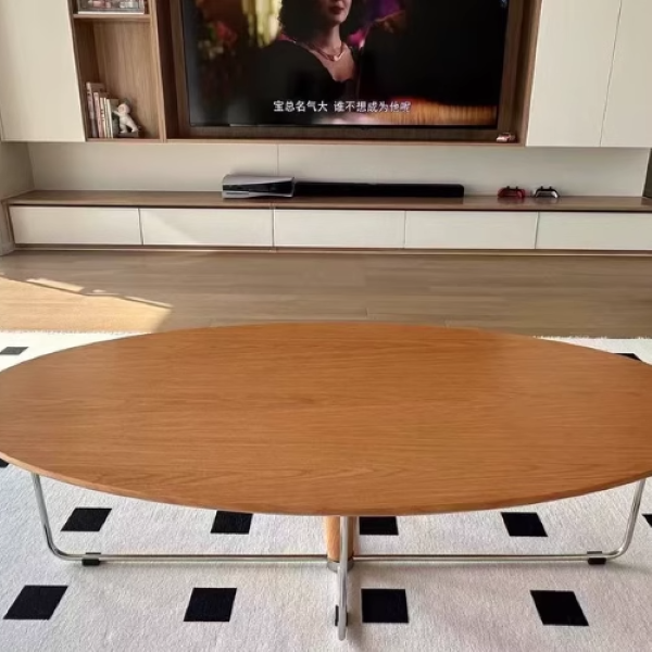 Moderner mid-century Holz- und Edelstahl-Oval-Couchtisch mit Anti-Rutsch-Pads für Wohnzimmer und Schlafzimmer 