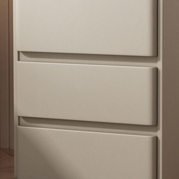 Moderner minimalistischer Nachttisch aus Steinfurnier, Holz und Mikrofaserleder mit 3 Schubladen für Schlafzimmer und Wohnzimmer 