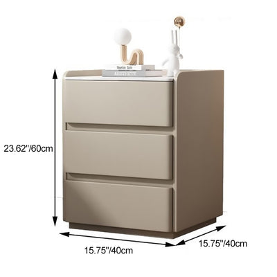 Moderner minimalistischer Nachttisch aus Steinfurnier, Holz und Mikrofaserleder mit 3 Schubladen für Schlafzimmer und Wohnzimmer 